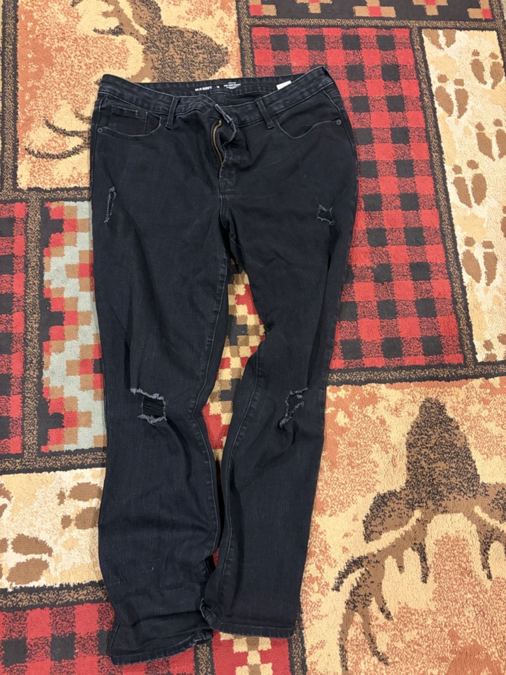 Women’s old navy distressed jeans